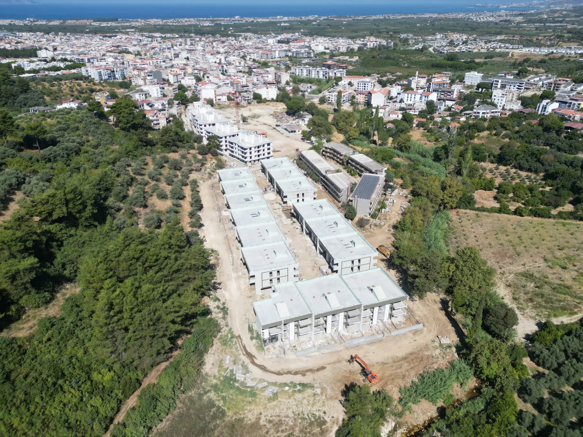 Oksijen Termal Konutları — şantiyeden drone görünümü